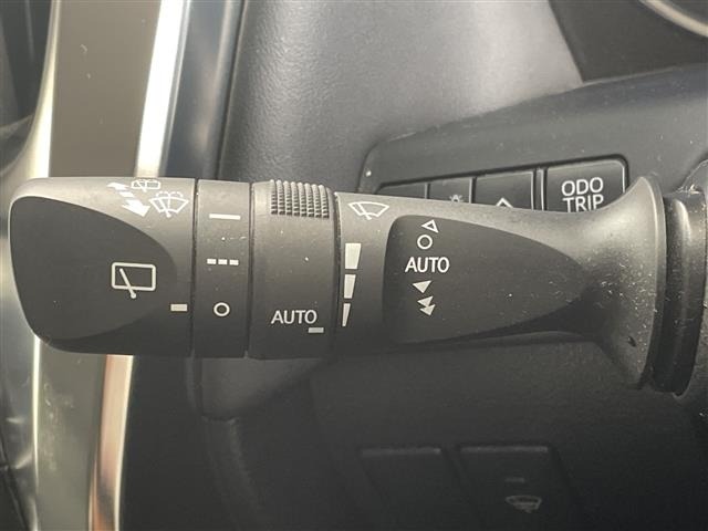 Toyota ALPHARD 2016 8597831-3