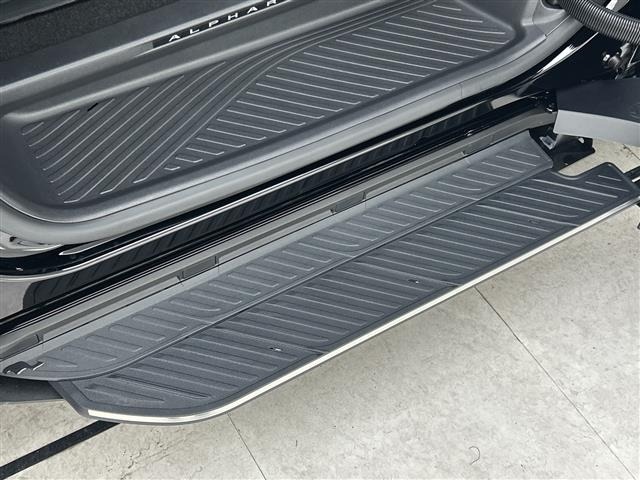 Toyota ALPHARD 2025 8597933-8