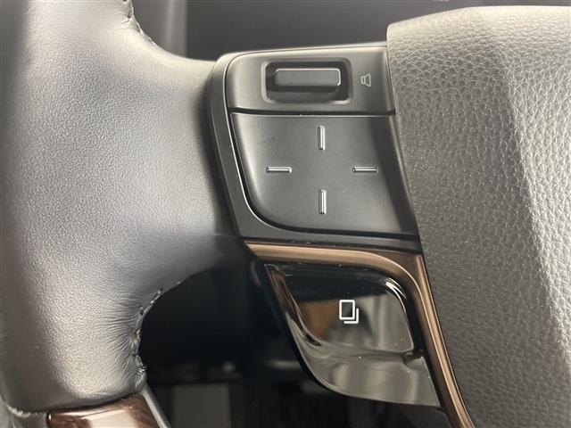 Toyota ALPHARD 2023 8597936-8
