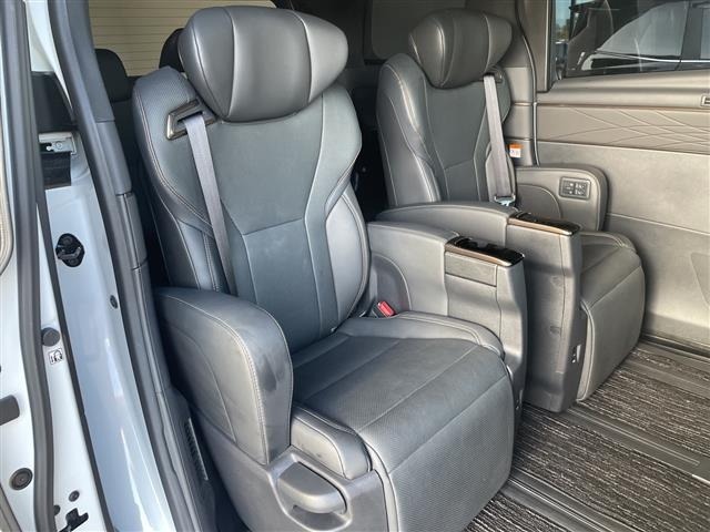 Toyota ALPHARD 2025 8597939-11