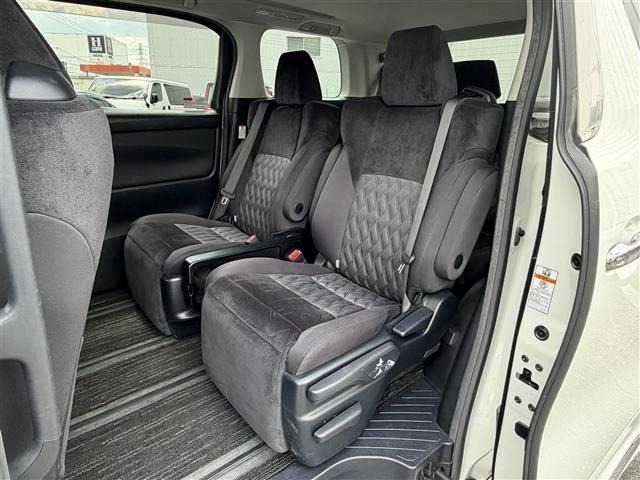 Toyota ALPHARD 2018 8597965-12