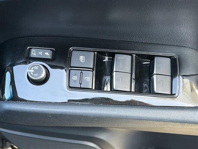 Toyota ALPHARD 2023 8597971-12