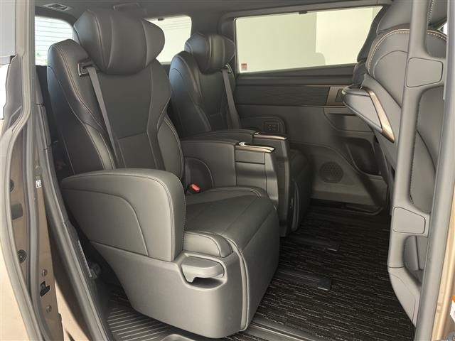 Toyota ALPHARD 2026 8597984-8