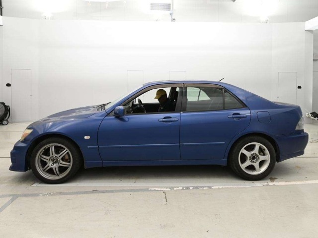 Toyota ALTEZZA 2001 8594246-4