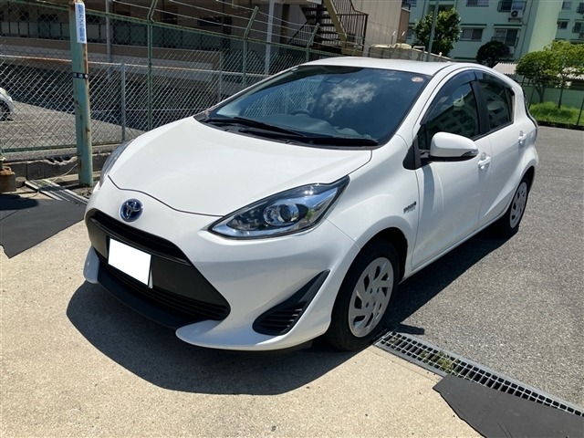 Toyota AQUA 2019 8586374-10