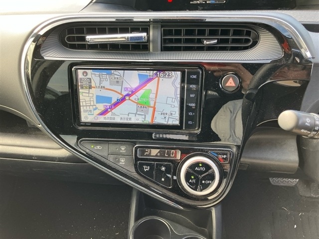 Toyota AQUA 2019 8586374-4