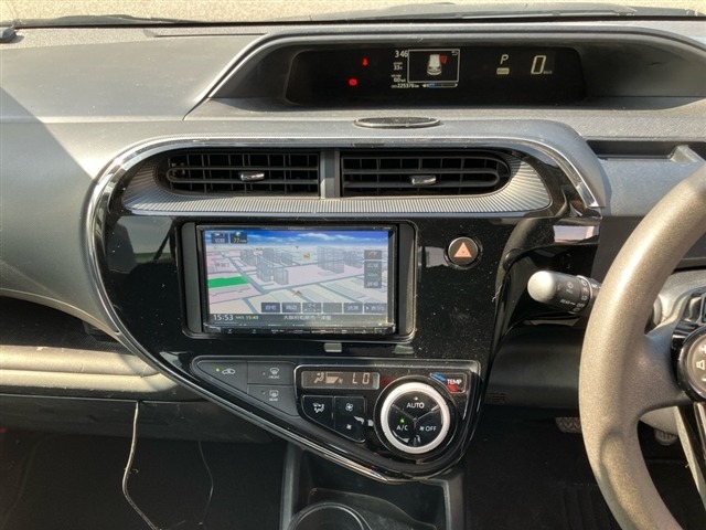 Toyota AQUA 2019 8586375-4