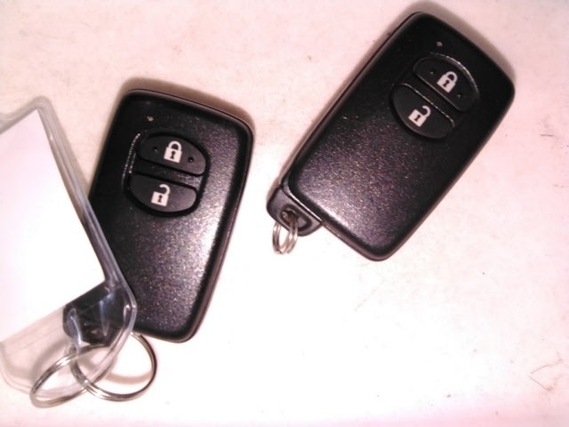 Toyota AQUA 2012 8586385-10