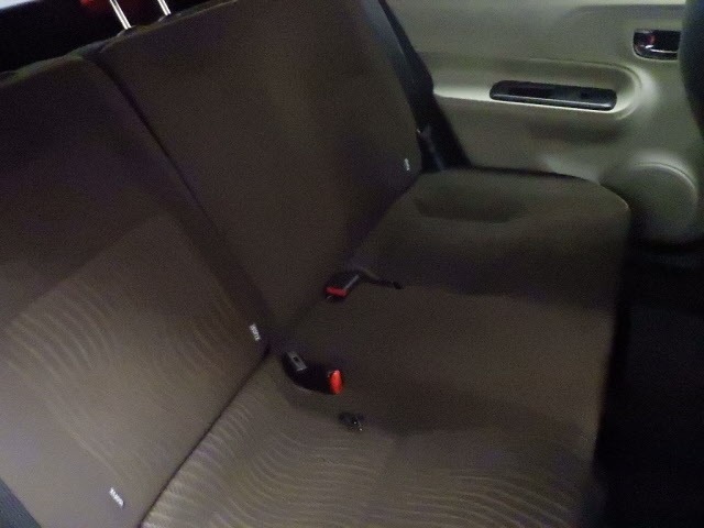 Toyota AQUA 2012 8586385-8