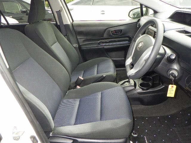Toyota AQUA 2015 8586421-6
