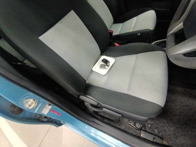 Toyota AQUA 2014 8586423-10
