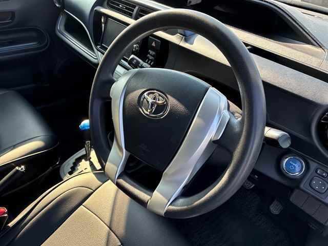 Toyota AQUA 2016 8586466-3