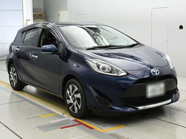 Toyota AQUA 2020 8586539-5