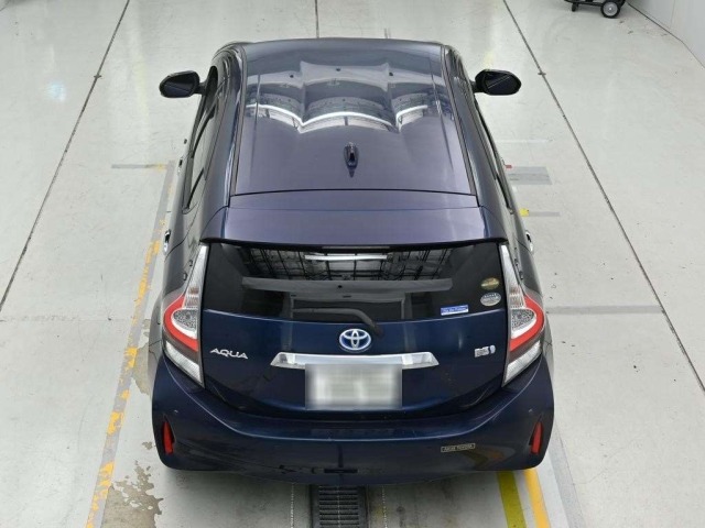 Toyota AQUA 2020 8586539-8