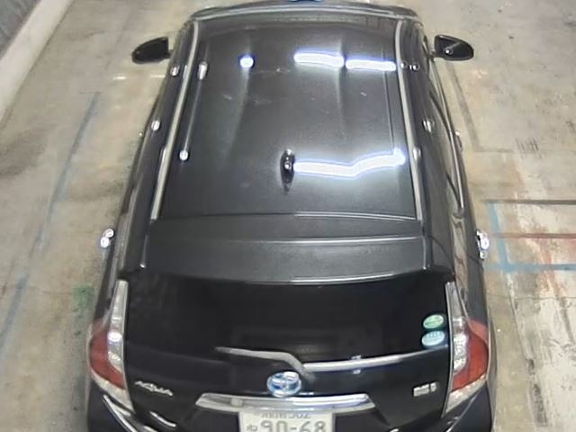 Toyota AQUA 2016 8586559-6