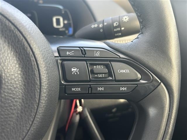 Toyota AQUA 2022 8587859-3