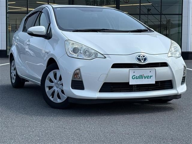 Toyota AQUA 2013 8587951-0