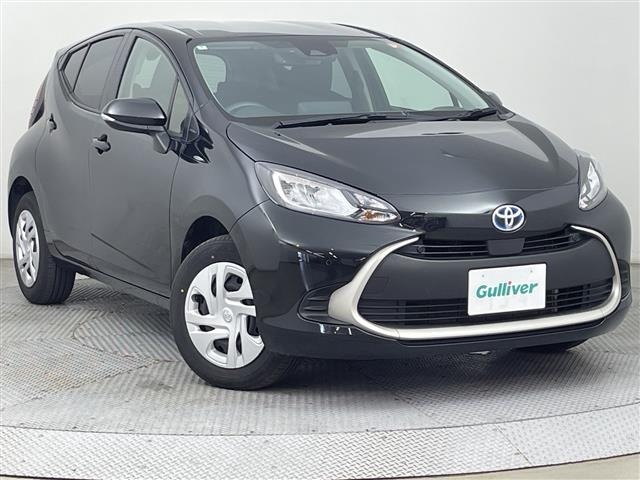 Toyota AQUA 2025 8587956-0