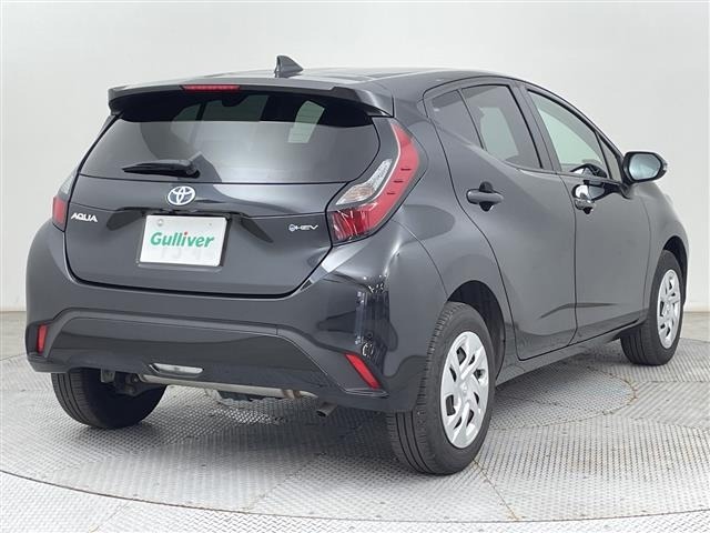 Toyota AQUA 2025 8587956-16