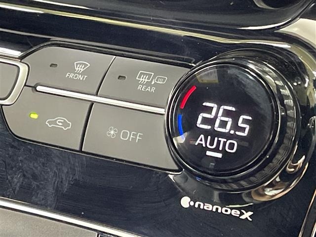 Toyota AQUA 2025 8587980-11