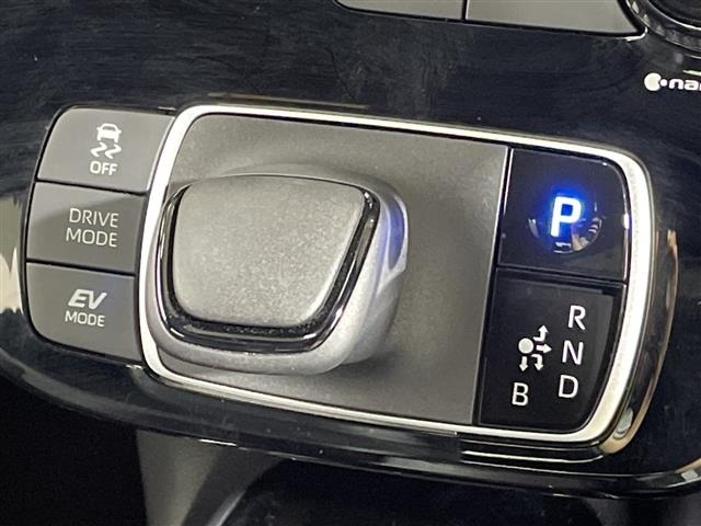 Toyota AQUA 2025 8587980-12