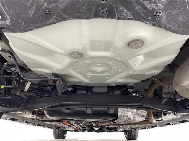 Toyota AQUA 2025 8587980-13