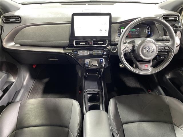Toyota AQUA 2025 8587980-15