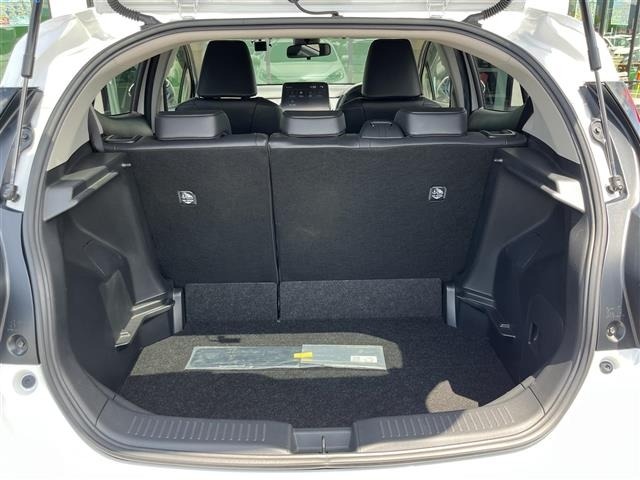 Toyota AQUA 2022 8587999-12