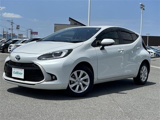 Toyota AQUA 2022 8587999-2