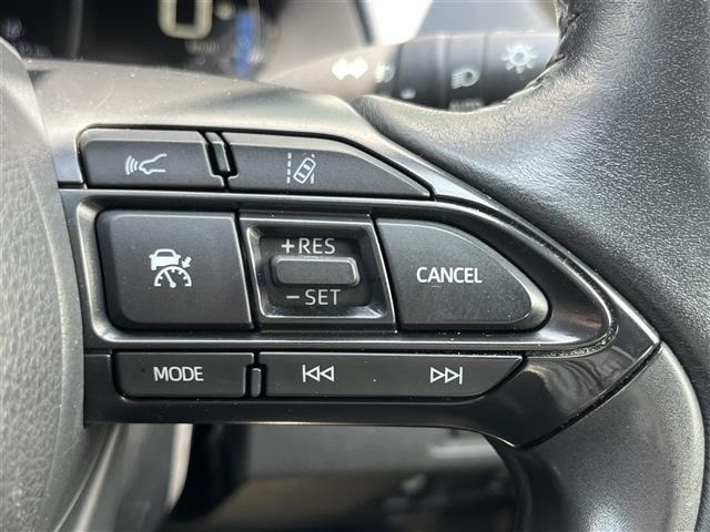 Toyota AQUA 2022 8587999-5