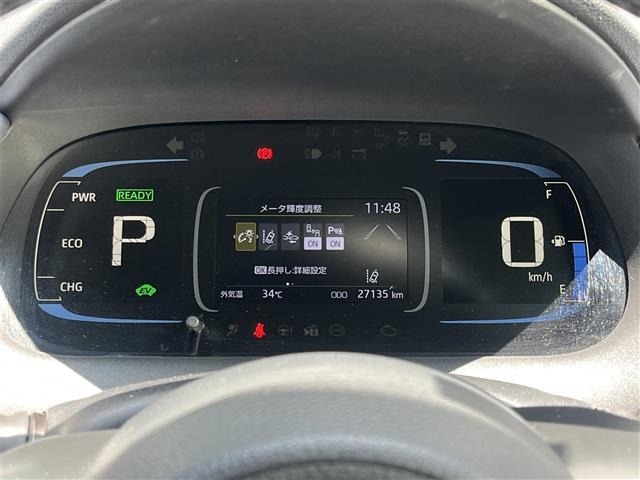 Toyota AQUA 2022 8587999-6
