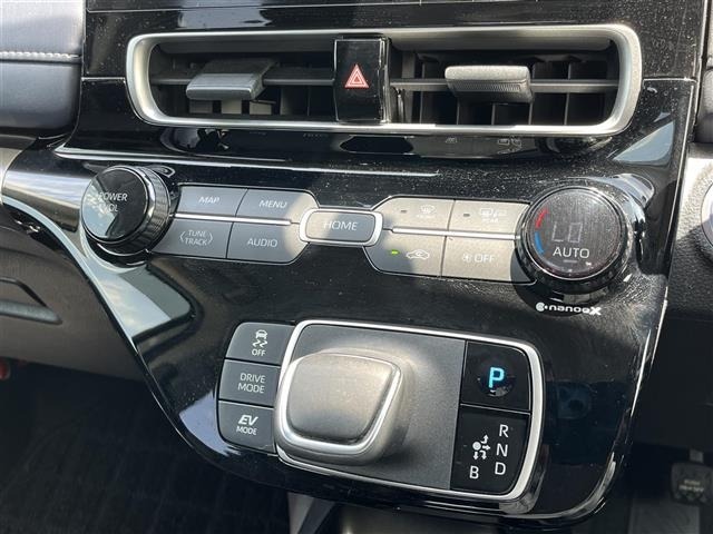 Toyota AQUA 2022 8587999-8