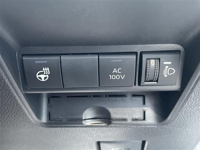 Toyota AQUA 2023 8588021-4