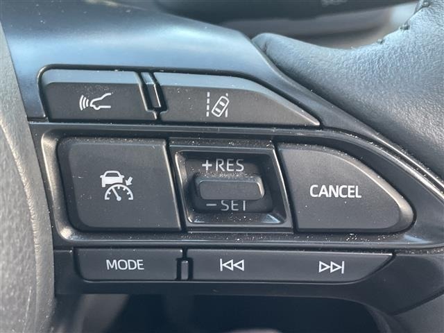 Toyota AQUA 2023 8588021-7