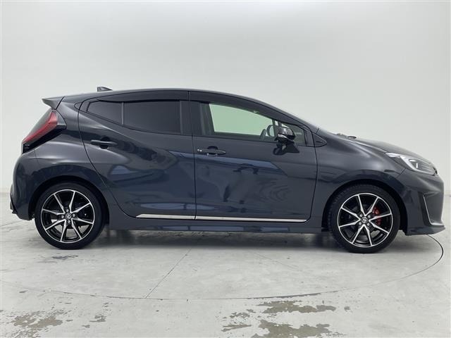 Toyota AQUA 2024 8588026-2