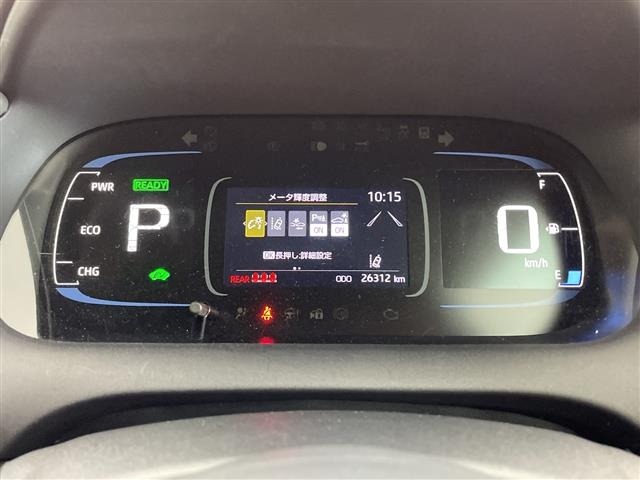 Toyota AQUA 2025 8588052-16