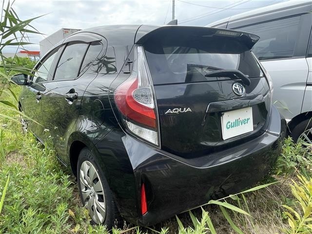 Toyota AQUA 2017 8588057-1