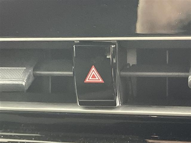 Toyota AQUA 2025 8588058-10