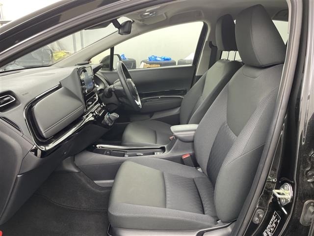 Toyota AQUA 2025 8588058-6