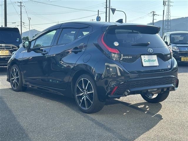 Toyota AQUA 2023 8588072-22