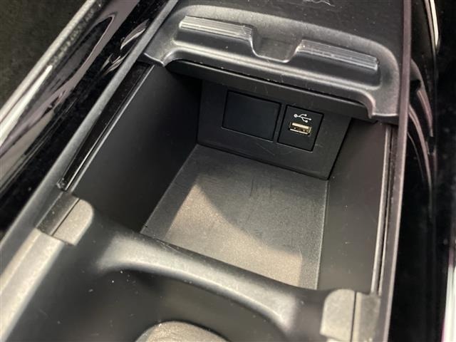 Toyota AQUA 2023 8588102-2
