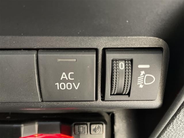 Toyota AQUA 2023 8588102-6