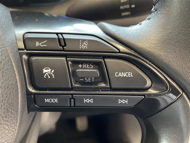 Toyota AQUA 2023 8588102-8