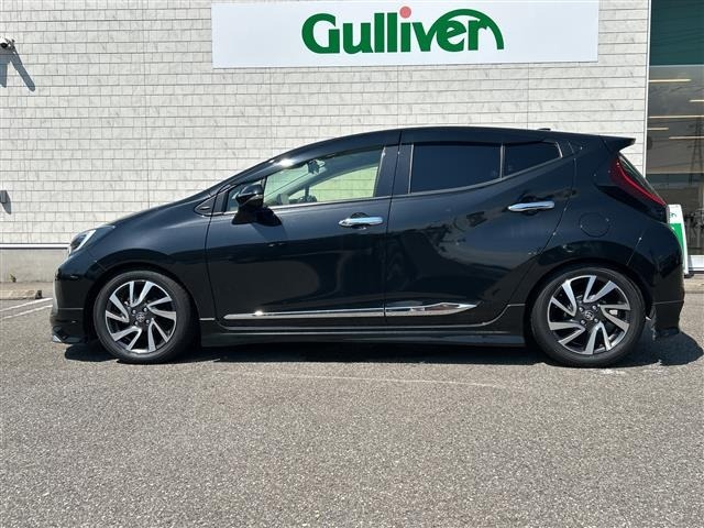 Toyota AQUA 2021 8588115-7