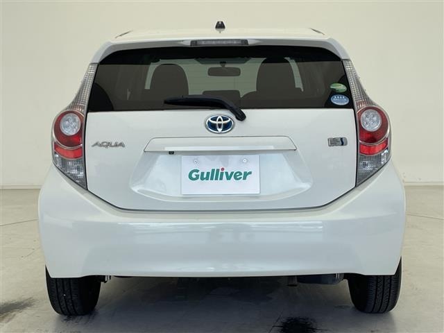 Toyota AQUA 2014 8588118-18