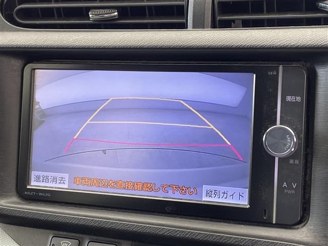 Toyota AQUA 2014 8588118-2