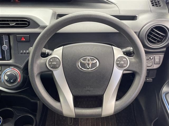 Toyota AQUA 2014 8588118-20