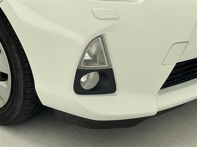 Toyota AQUA 2014 8588118-3