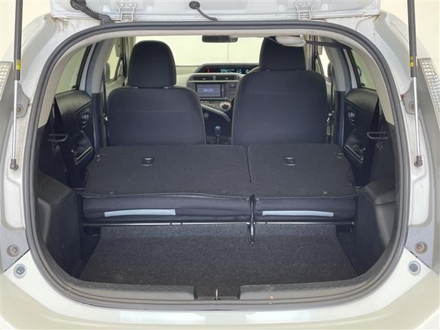 Toyota AQUA 2014 8588118-8