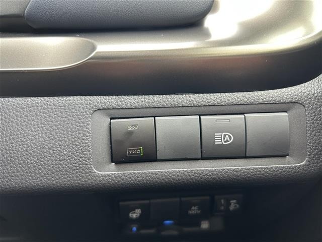 Toyota AQUA 2023 8588168-11